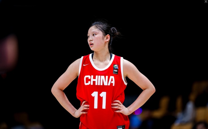 媒体人：中国U16女篮没有找到很合适的后卫 只能拼防守抓反击