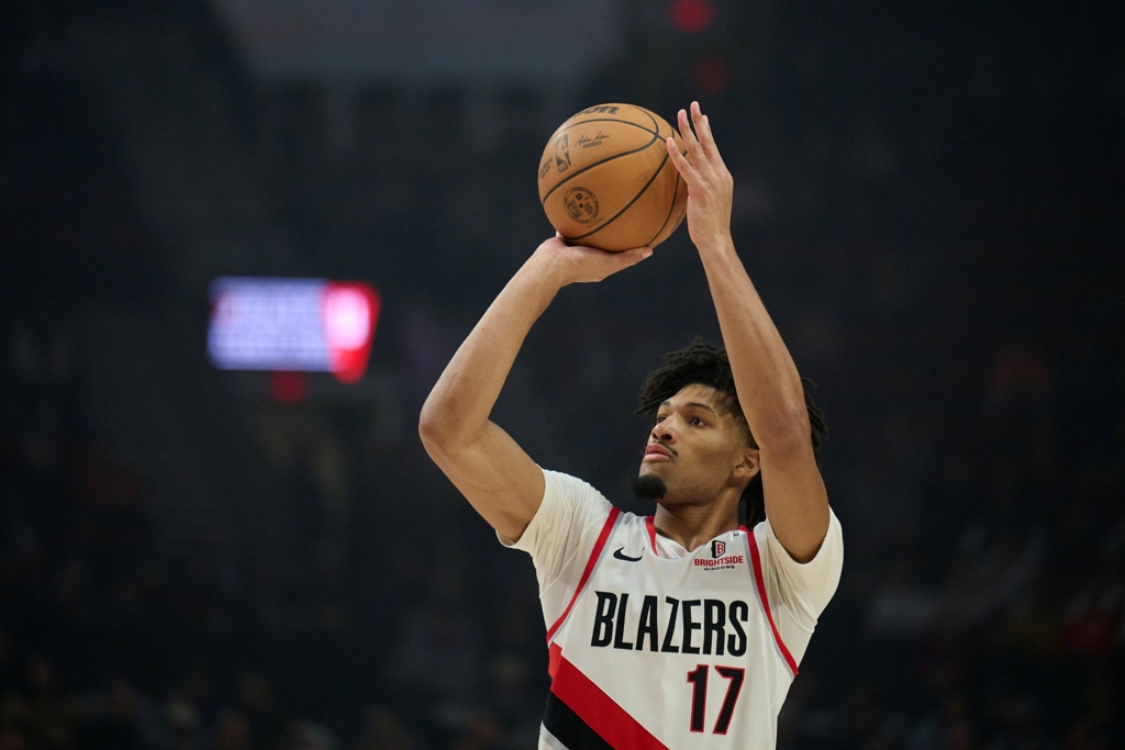 拓记：夏普和杨瀚森在首周训练营中的表现非常出色