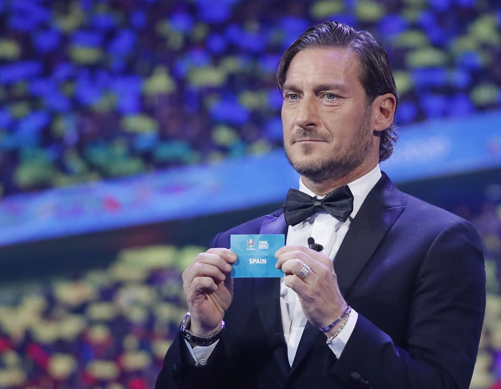 托蒂：希望意大利队成为一个团结的集体 期待罗马延续出色表现